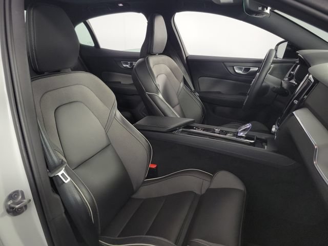 Used 2024 Volvo S60 B5 Plus w/ Climate Package AWD/4WD image 15