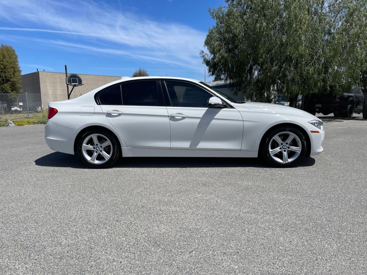 Used 2014 BMW 328i Sedan RWD image 4