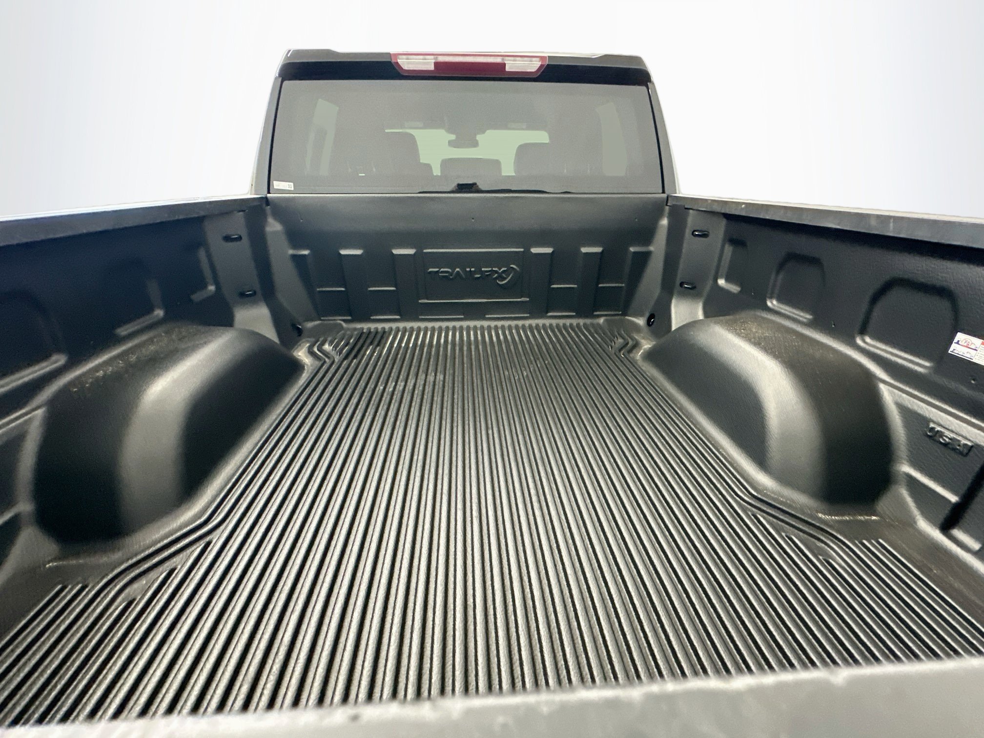 Used 2025 GMC Sierra 1500 SLT AWD/4WD image 30