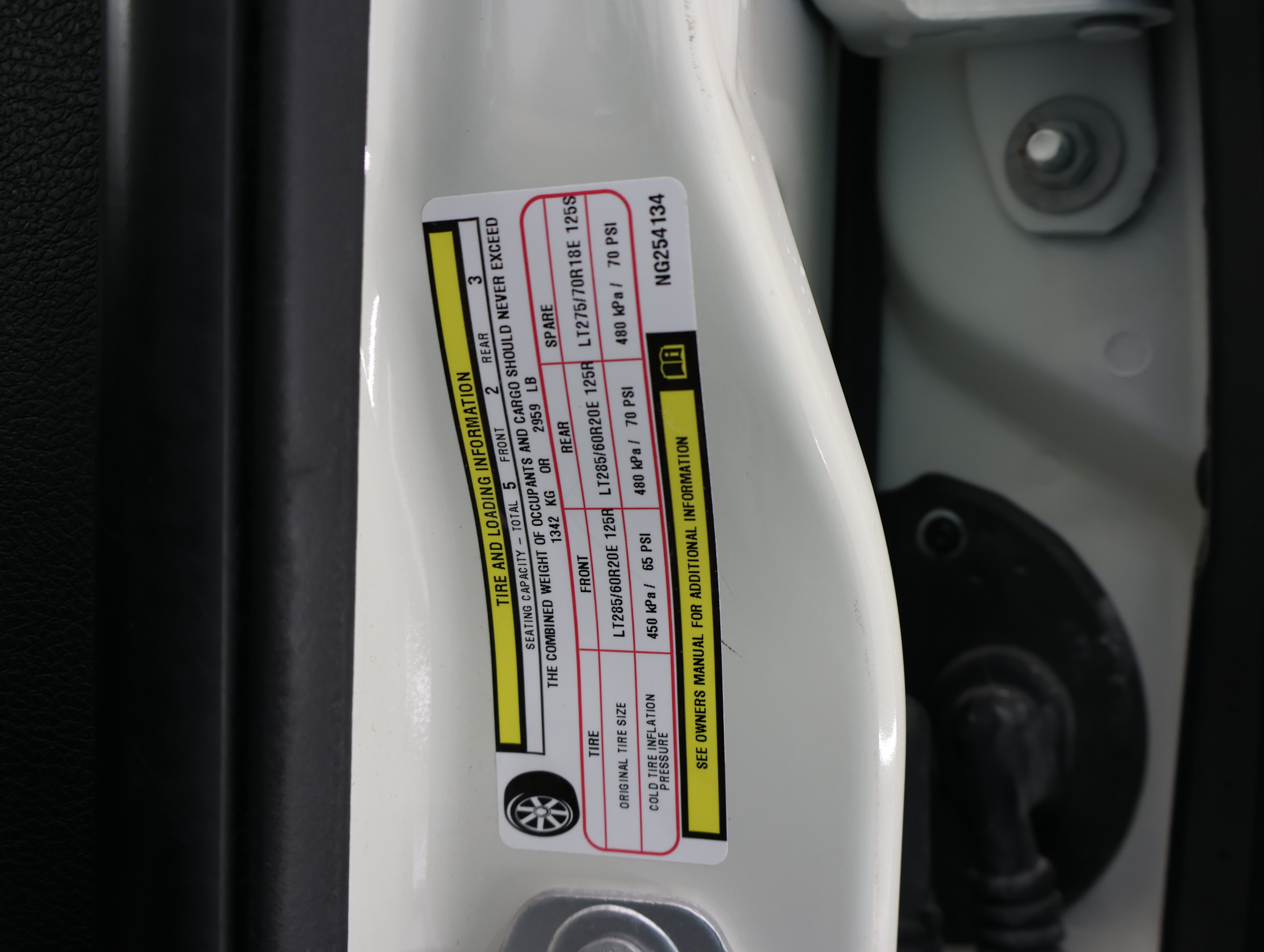 Used 2022 RAM 2500 Laramie w/ Night Edition AWD/4WD image 61