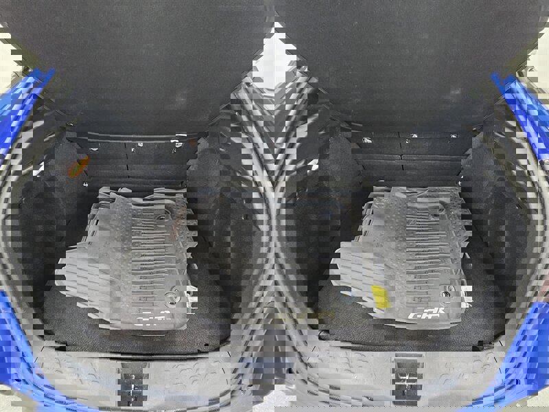 Used 2018 Toyota C-HR XLE image 14