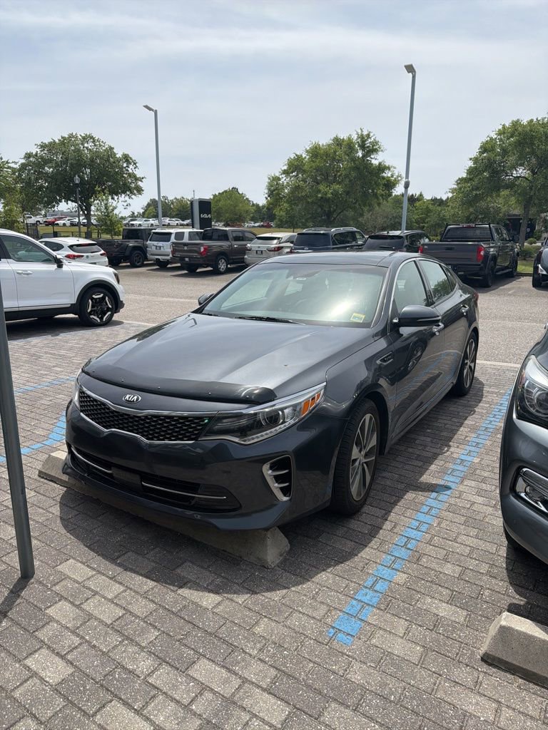 Used 2016 Kia Optima SX w/ Technology Package FWD image 1