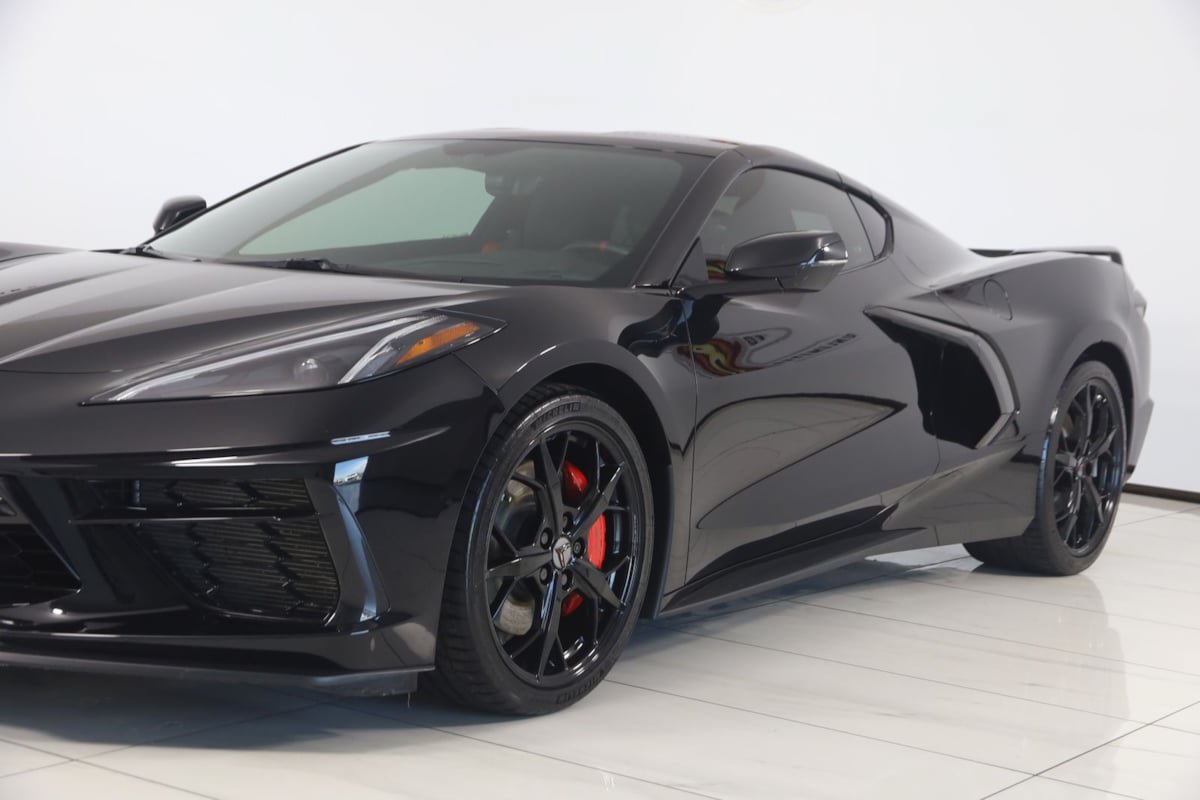 Used 2021 Chevrolet Corvette Stingray Premium Cpe w/ Z51 Performance Package RWD image 74