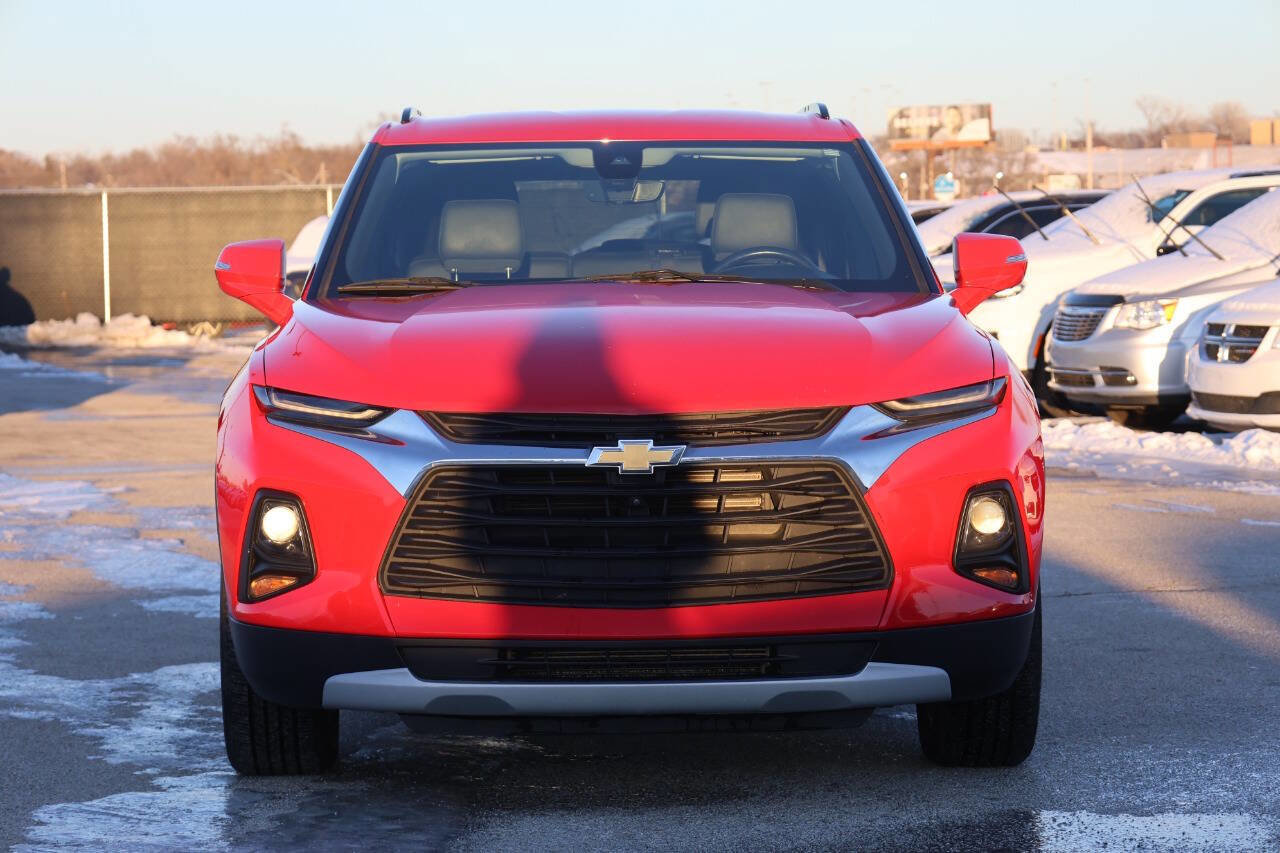 Used 2020 Chevrolet Blazer LT w/ Sound & Technology Package AWD/4WD image 2