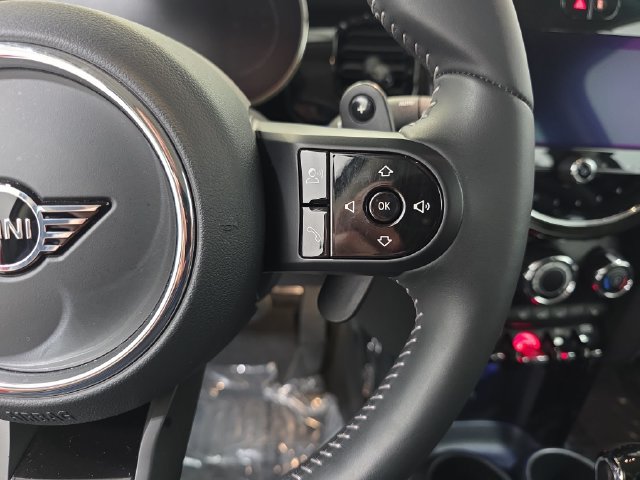 Certified 2024 MINI Cooper S FWD image 15