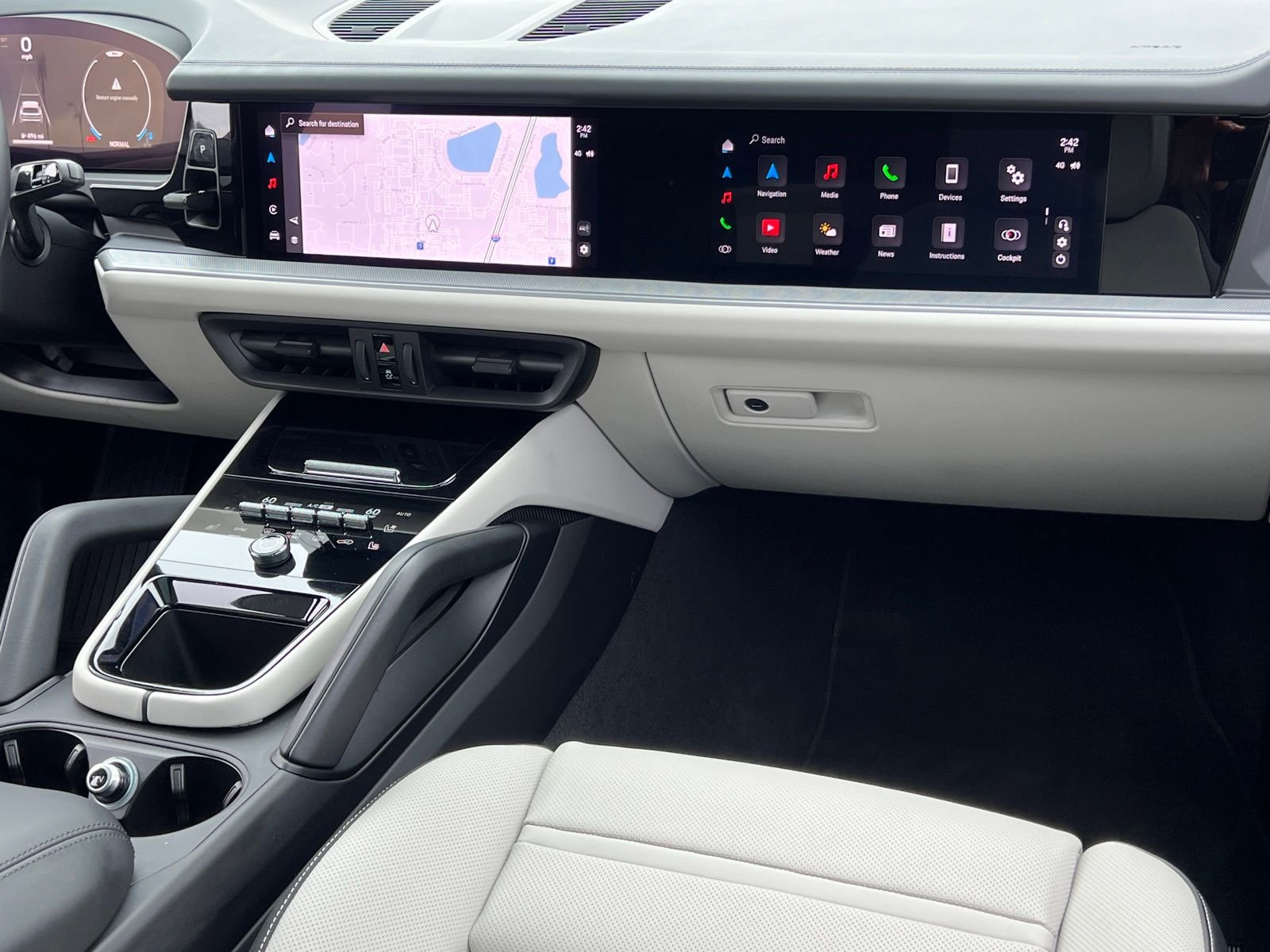 Certified 2025 Porsche Cayenne image 15