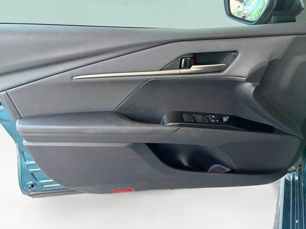 Used 2026 Toyota Camry SE FWD image 23