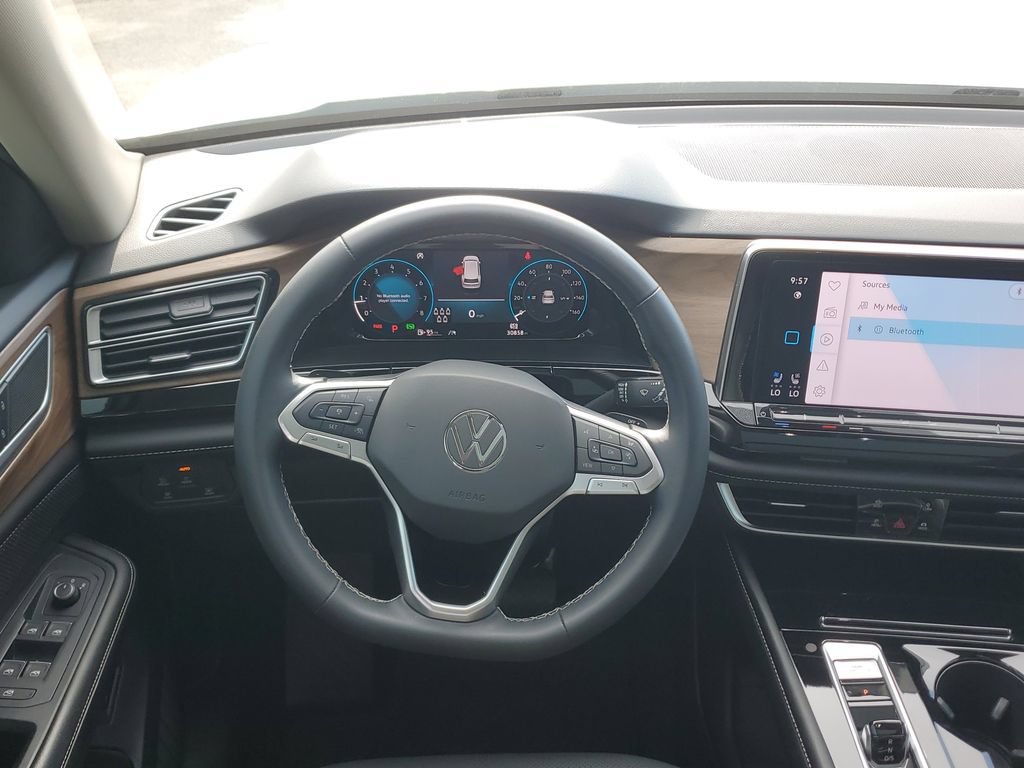 Certified 2024 Volkswagen Atlas SE w/ Panoramic Sunroof Package FWD image 20