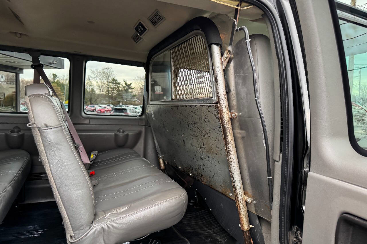 Used 2014 Chevrolet Express 2500 LS RWD image 14