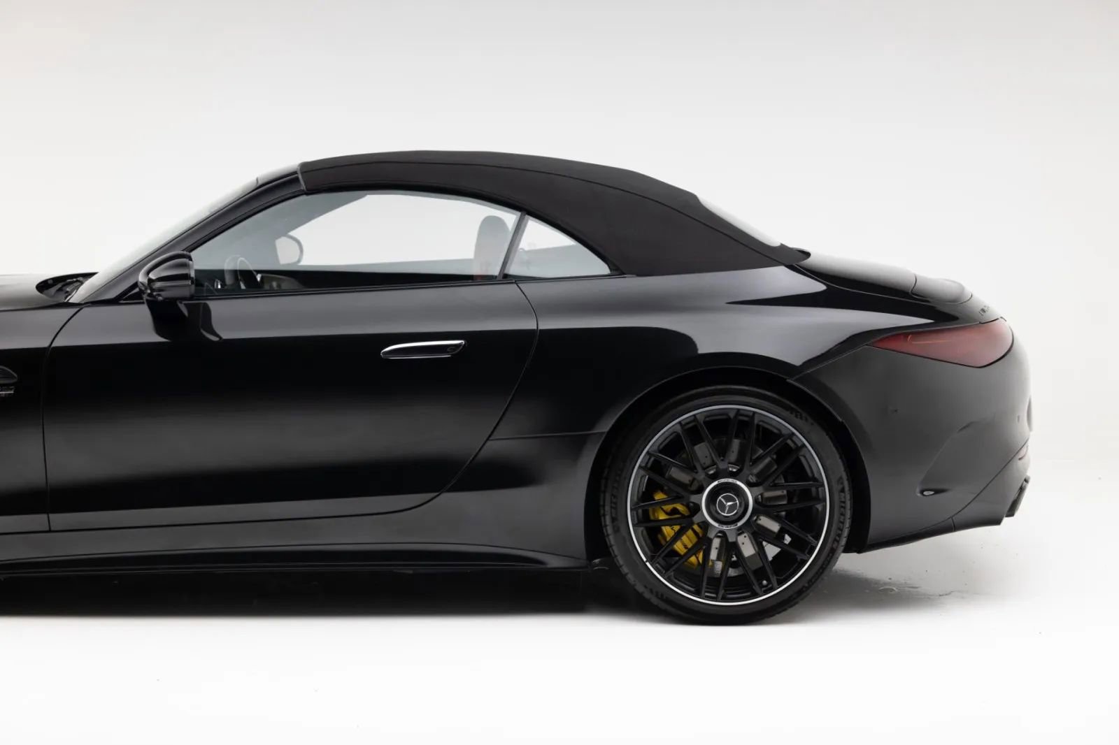 Used 2022 Mercedes-Benz SL 55 AMG 4MATIC image 19