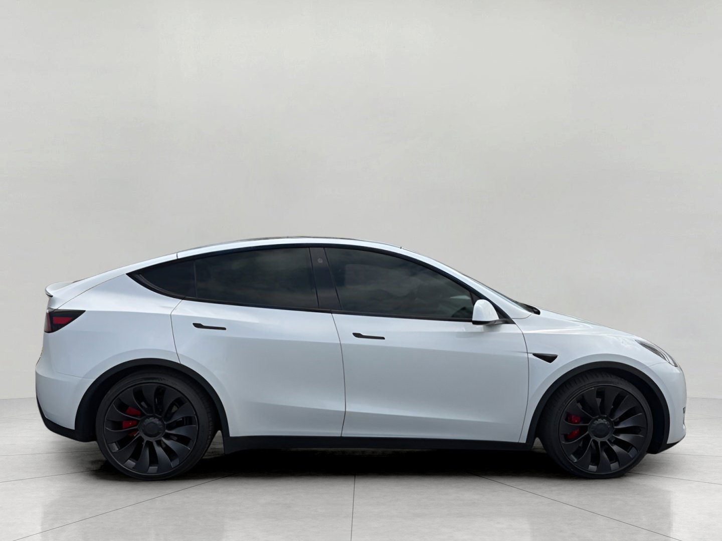 Used 2023 Tesla Model Y Performance AWD/4WD image 7
