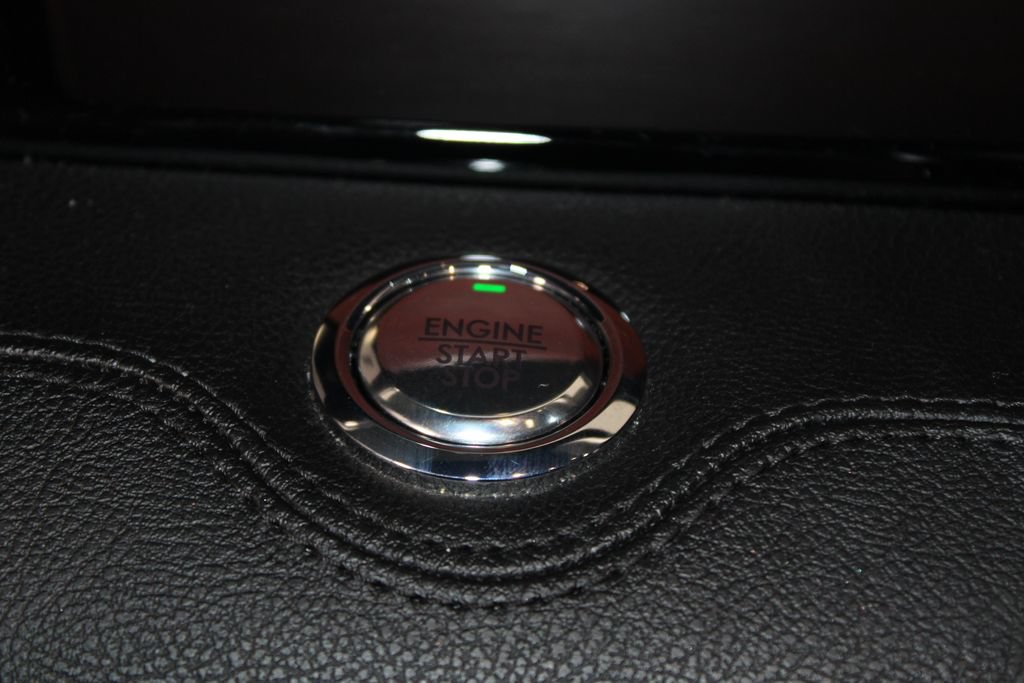 Used 2020 Lincoln Navigator L Reserve w/ Luxury Package AWD/4WD image 30