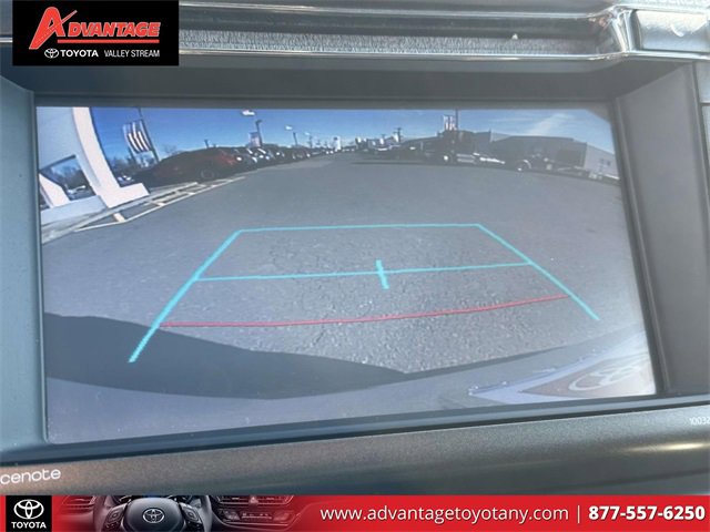 Used 2015 Toyota RAV4 Limited image 29