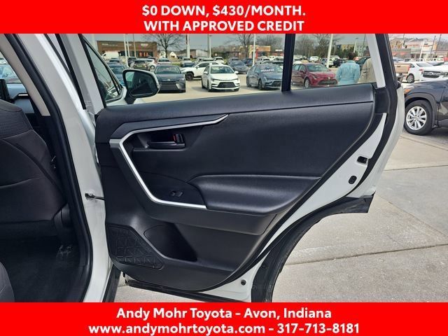 Used 2022 Toyota RAV4 LE FWD image 29