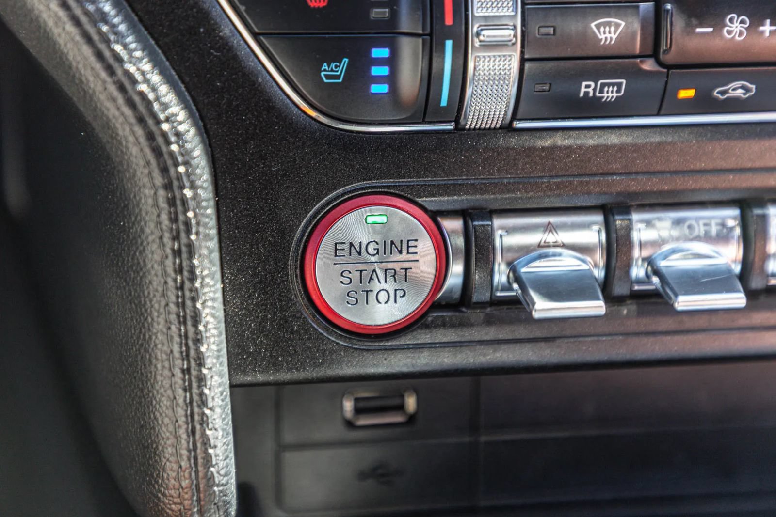 Used 2018 Ford Mustang Premium RWD image 64