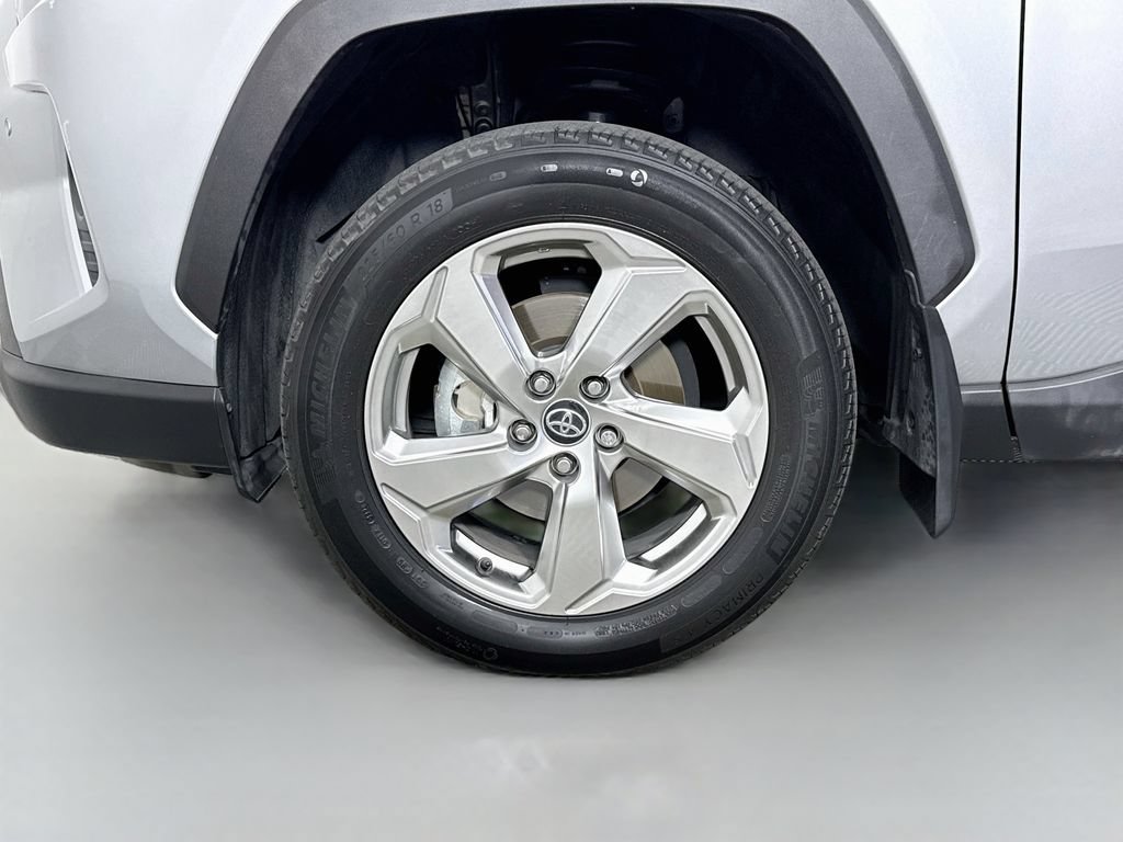 Used 2021 Toyota RAV4 Limited AWD/4WD image 33