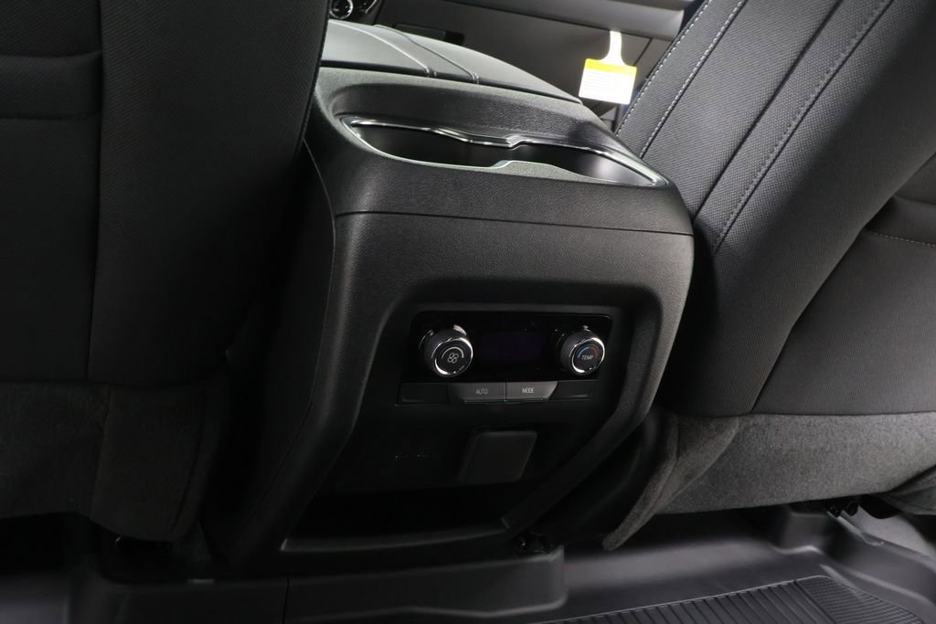 New 2026 Chevrolet Traverse LT w/ Driver Confidence Package image 24