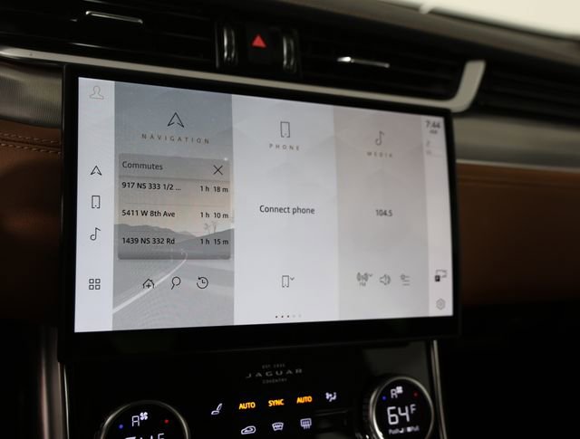 Used 2022 Jaguar XF R-Dynamic SE image 10