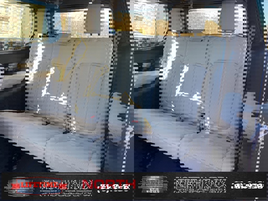 New 2026 Jeep Grand Wagoneer Summit image 17