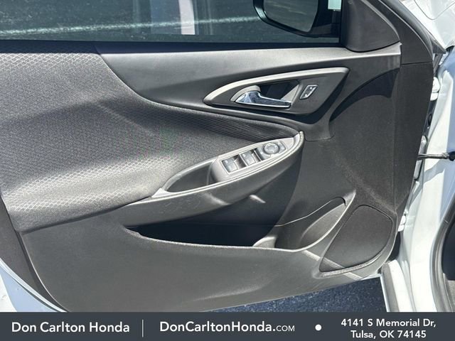 Used 2025 Chevrolet Malibu LS FWD image 10