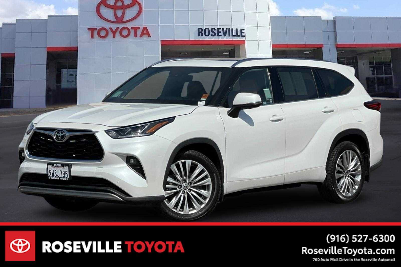 Used 2023 Toyota Highlander Platinum AWD/4WD image 1