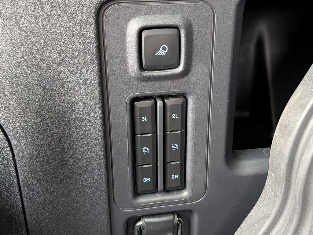 Used 2025 Ford Expedition Tremor AWD/4WD image 26