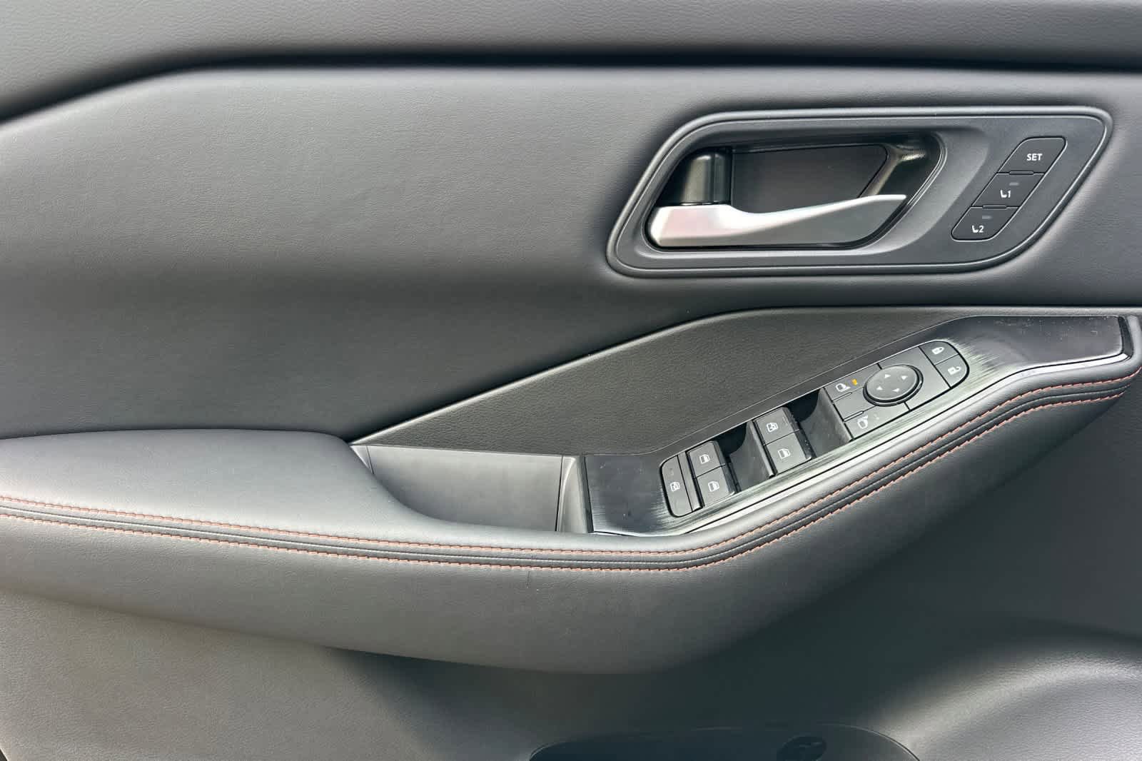 New 2026 Nissan Rogue SV AWD/4WD image 12