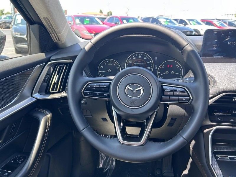 New 2025 MAZDA CX-90 3.3 Turbo w/ Preferred Package image 15