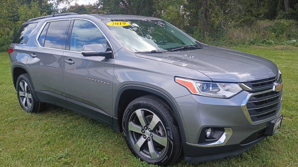 Used 2019 Chevrolet Traverse LT w/ LT Premium Package AWD/4WD 360° Tour
