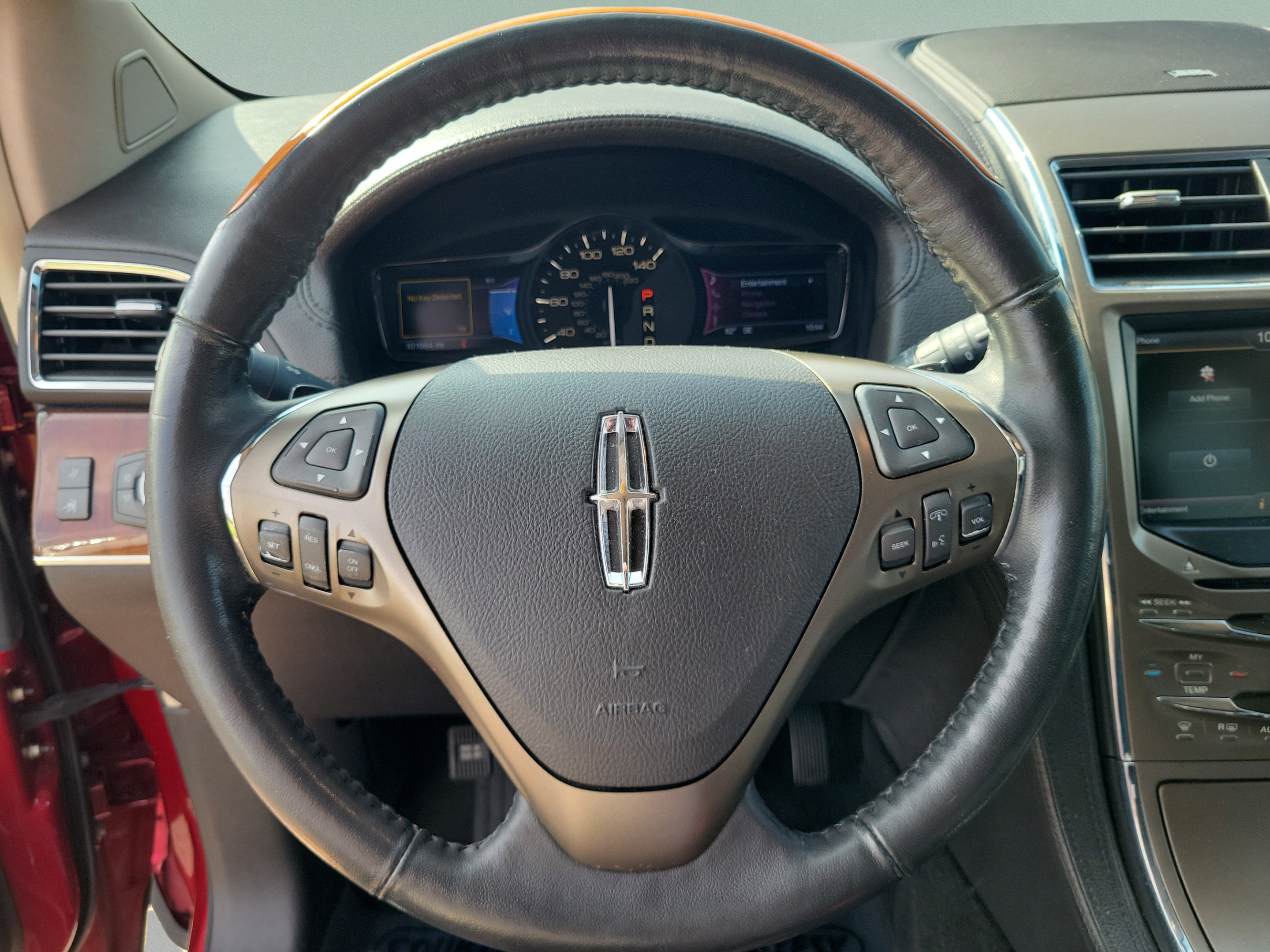 Used 2013 Lincoln MKX FWD image 19
