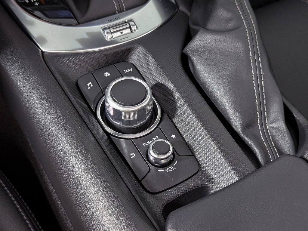 Used 2022 MAZDA MX-5 Miata Grand Touring RWD image 35
