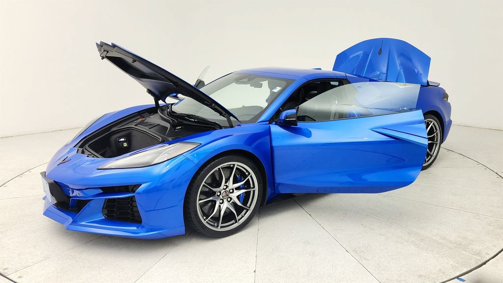 Used 2025 Chevrolet Corvette E-Ray AWD/4WD image 10