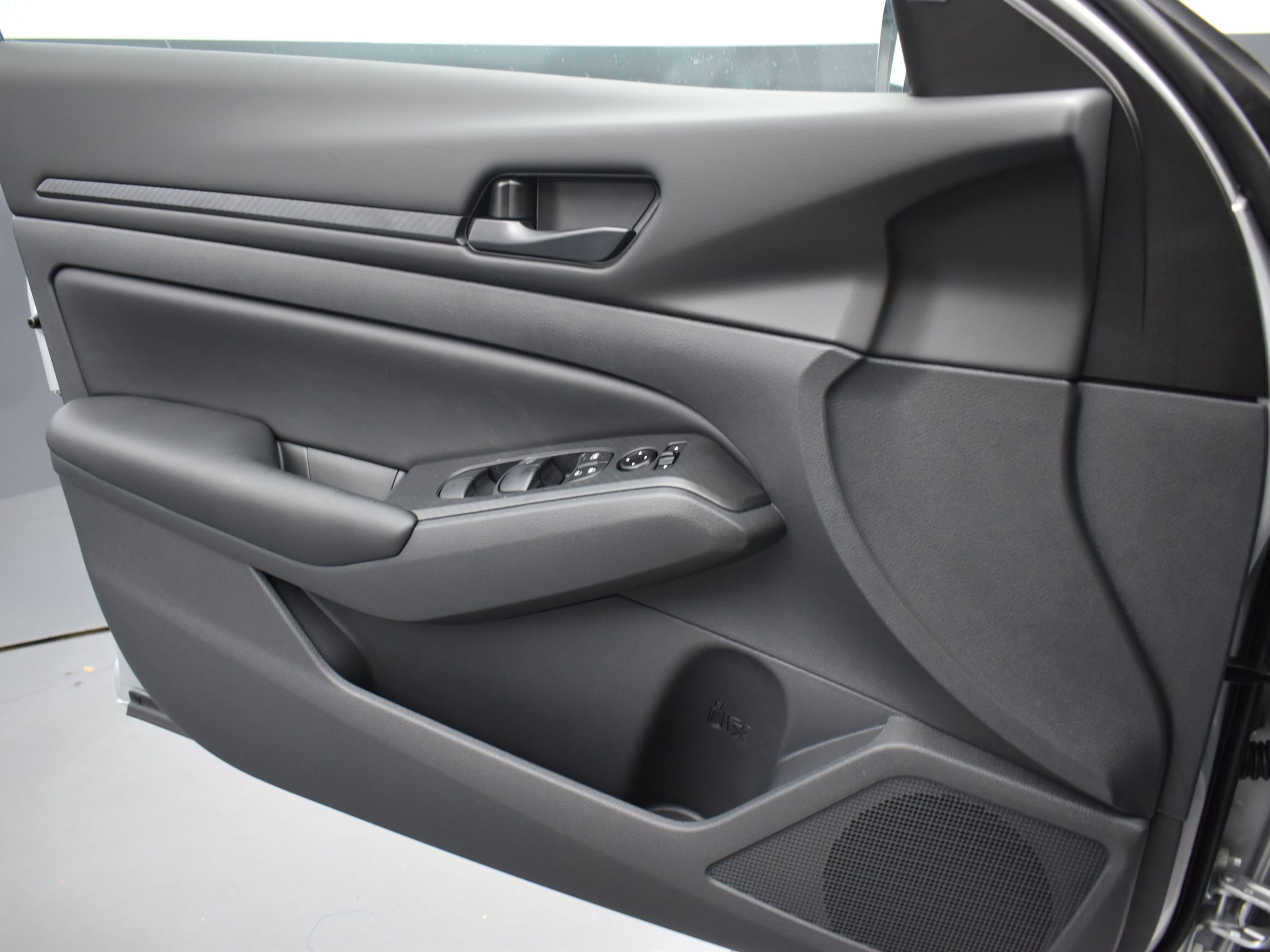 New 2025 Nissan Altima 2.5 S image 18