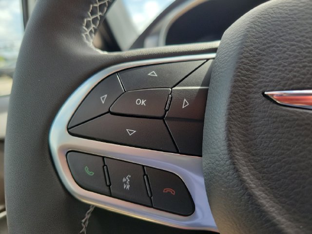 New 2026 Chrysler Voyager LX FWD image 19