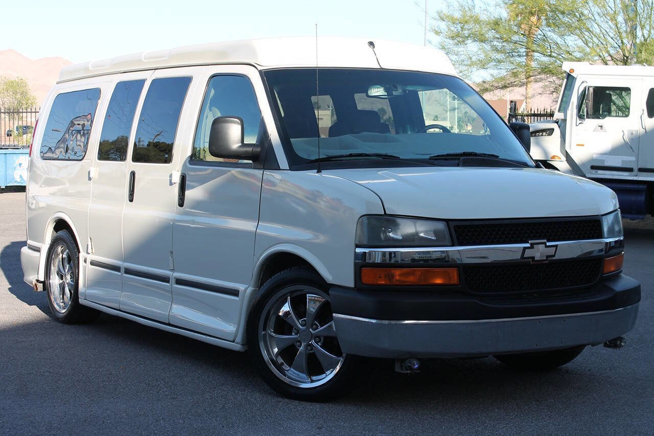 Used 2006 Chevrolet Express 1500 RWD image 2
