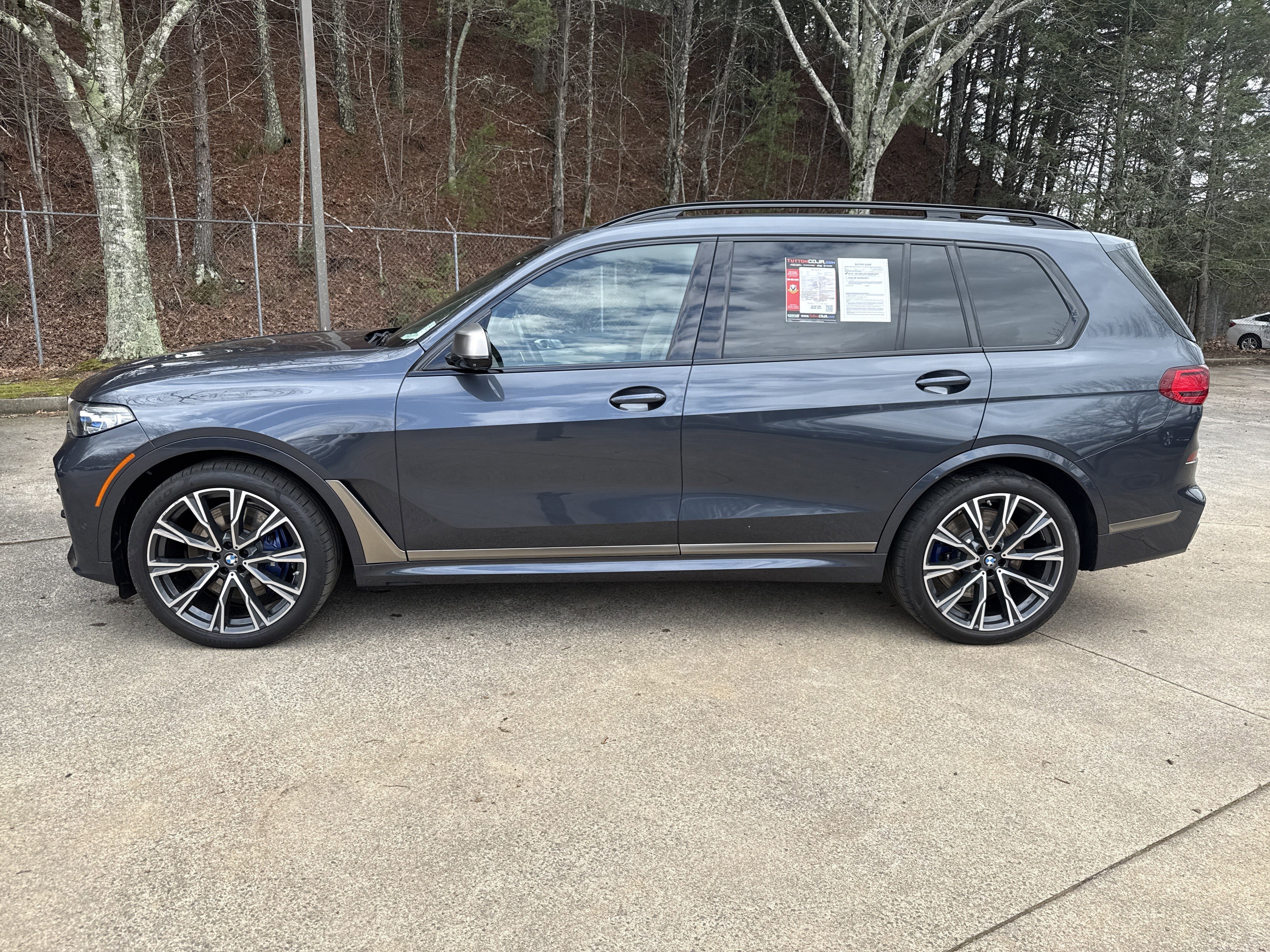 Used 2021 BMW X7 M50i w/ Dynamic Handling Package image 4