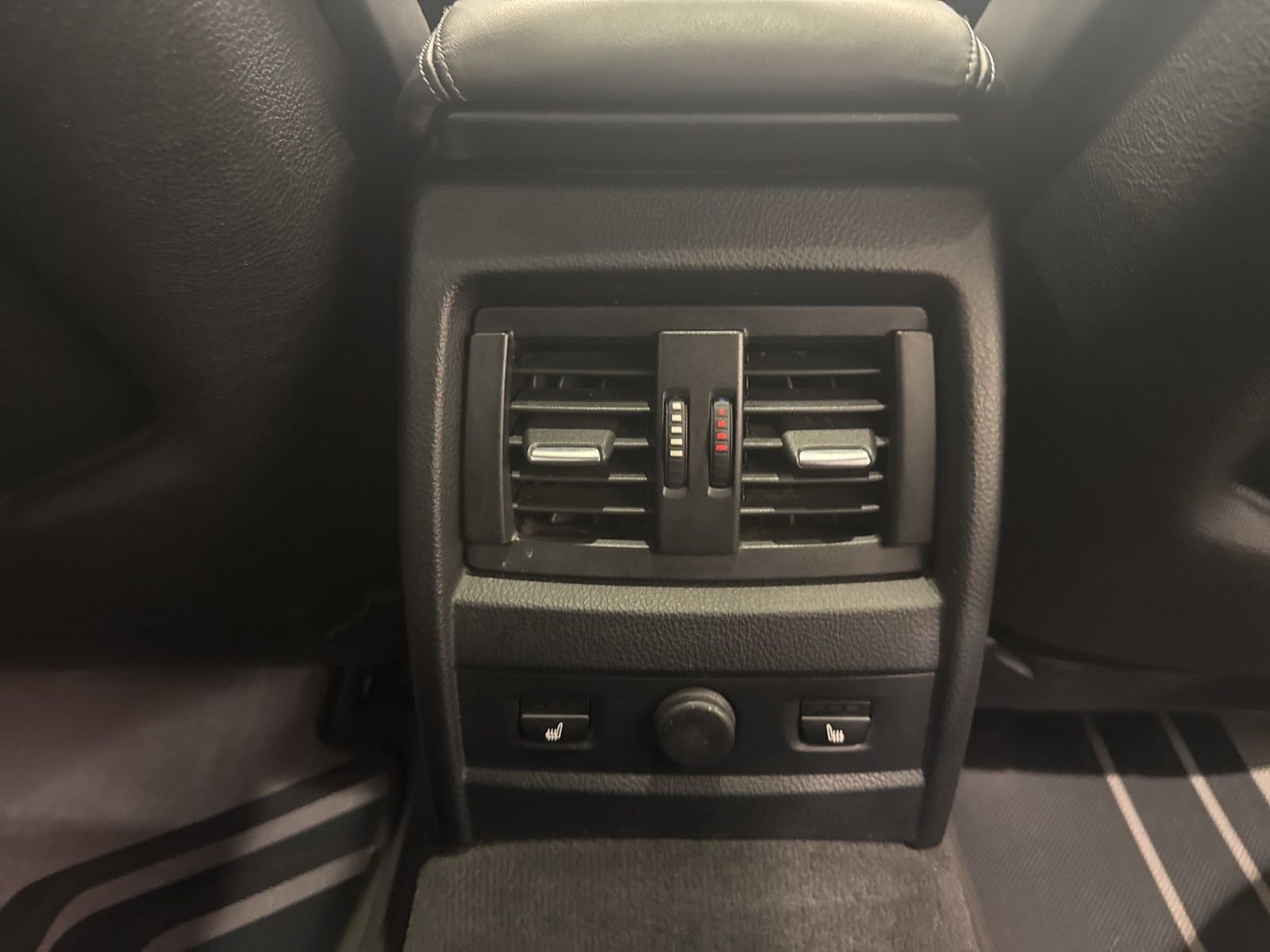 Used 2015 BMW M3 image 26