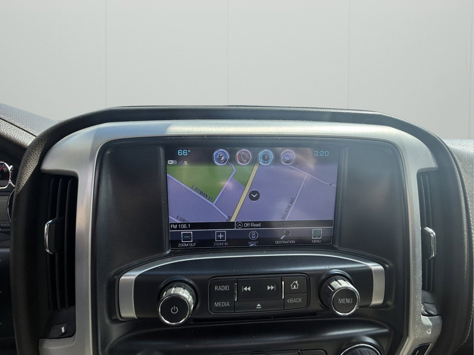 Used 2017 GMC Sierra 1500 SLT AWD/4WD image 13