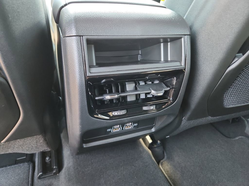 New 2025 Jeep Grand Cherokee Laredo X image 12