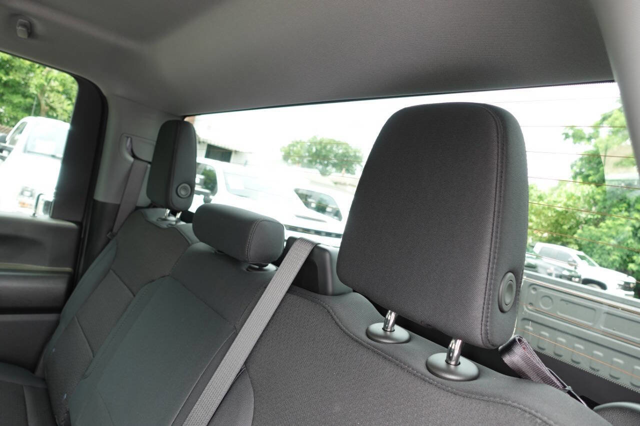 Used 2024 GMC Sierra 2500 Pro w/ Convenience Package image 22