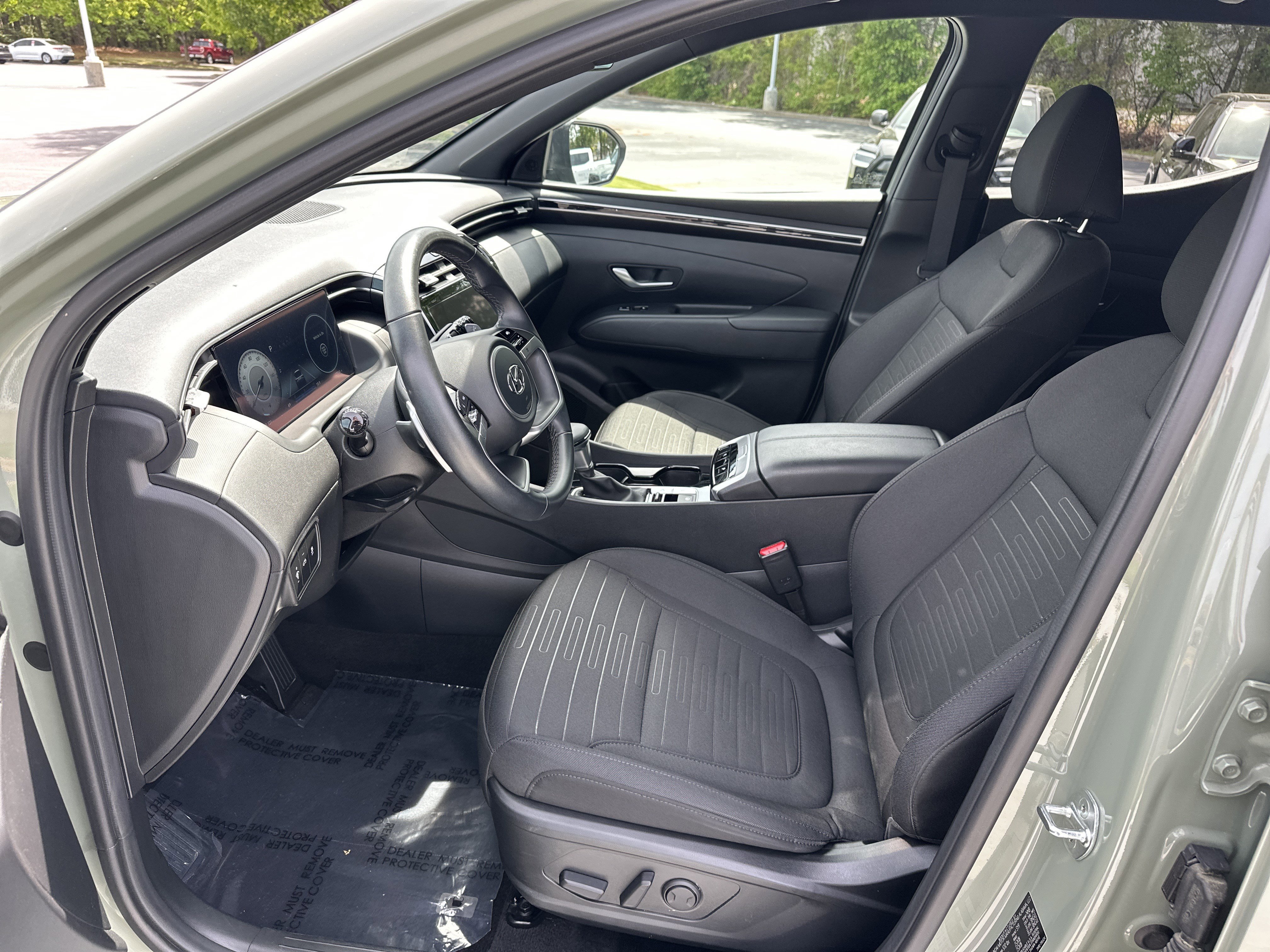 Used 2023 Hyundai Santa Cruz SEL Premium image 16