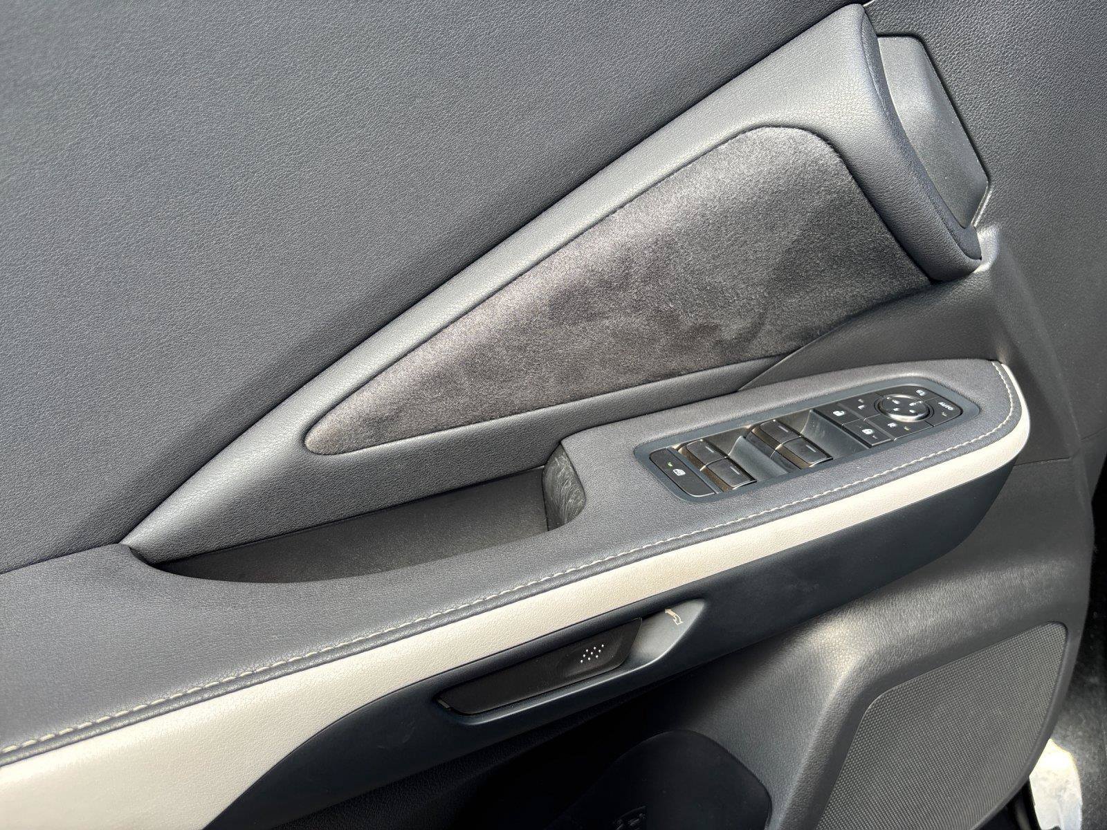 Used 2025 Lexus TX 500h AWD w/ Technology Package image 14