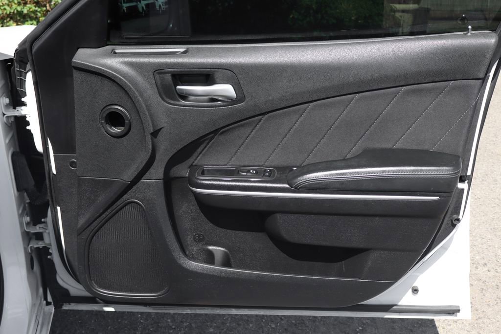 Used 2019 Dodge Charger SXT image 36