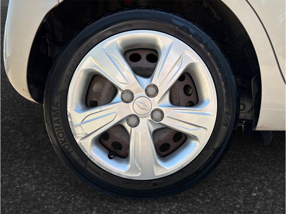 Used 2019 Chevrolet Spark LS FWD image 13
