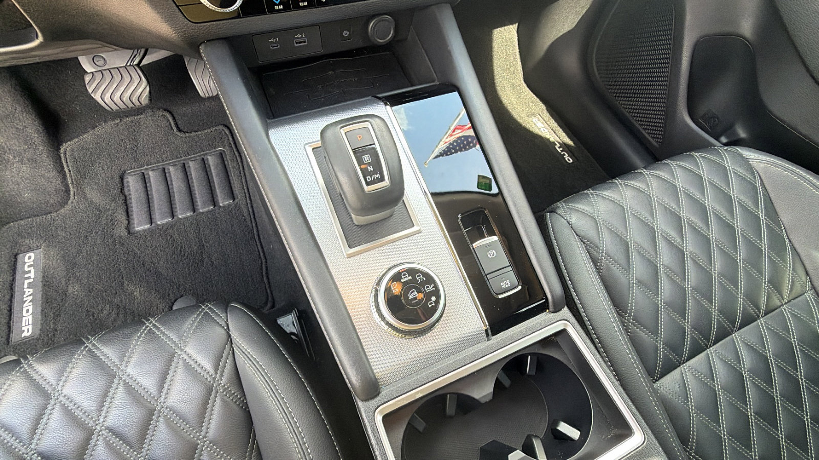 Used 2022 Mitsubishi Outlander SEL image 29