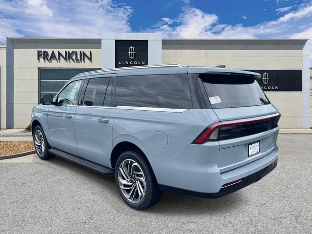 New 2026 Lincoln Navigator L Premier AWD/4WD image 5