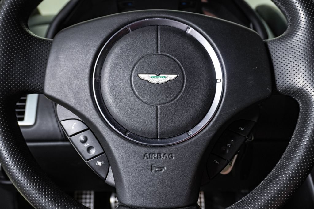 Used 2007 Aston Martin V8 Vantage Coupe RWD image 25
