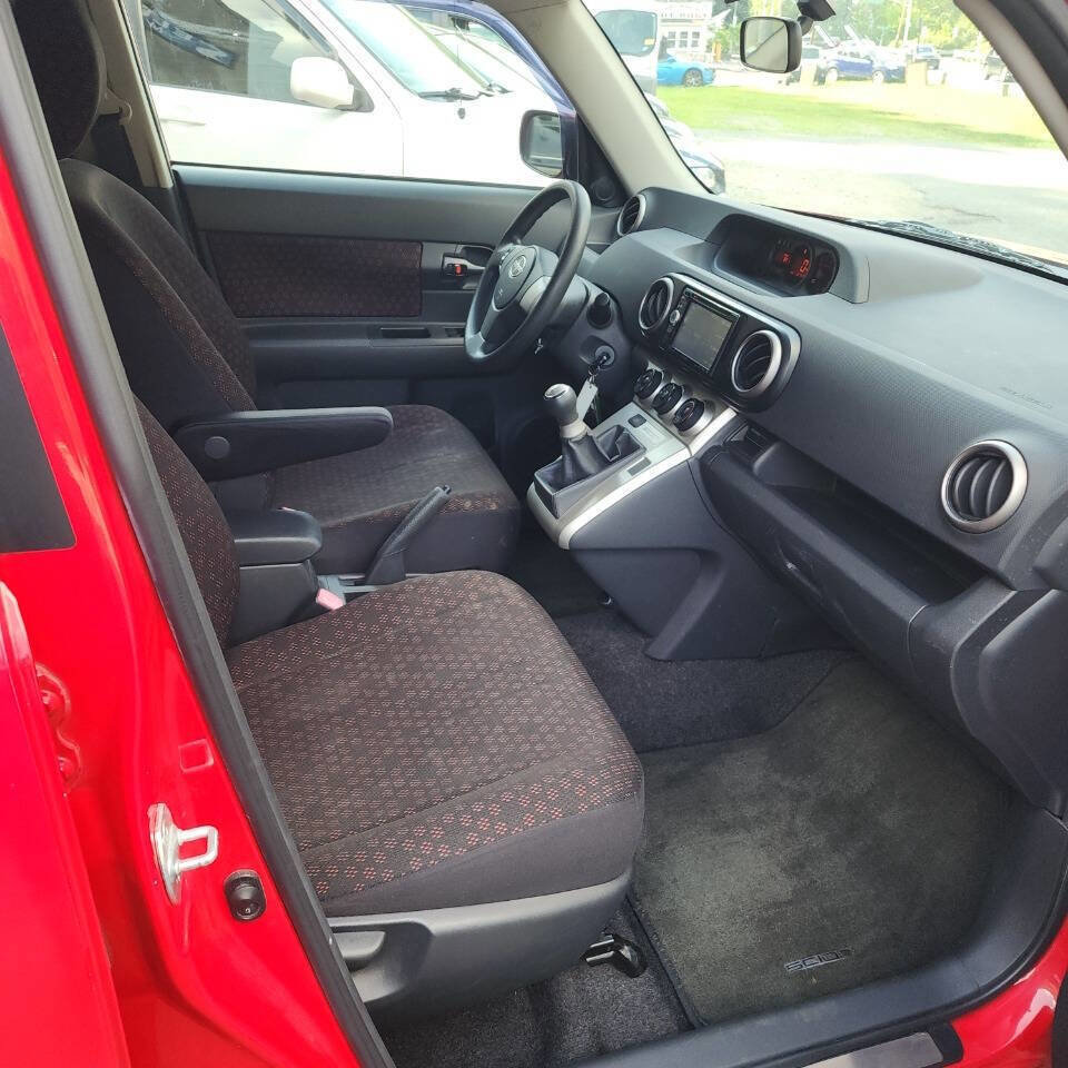 Used 2009 Scion xB image 14