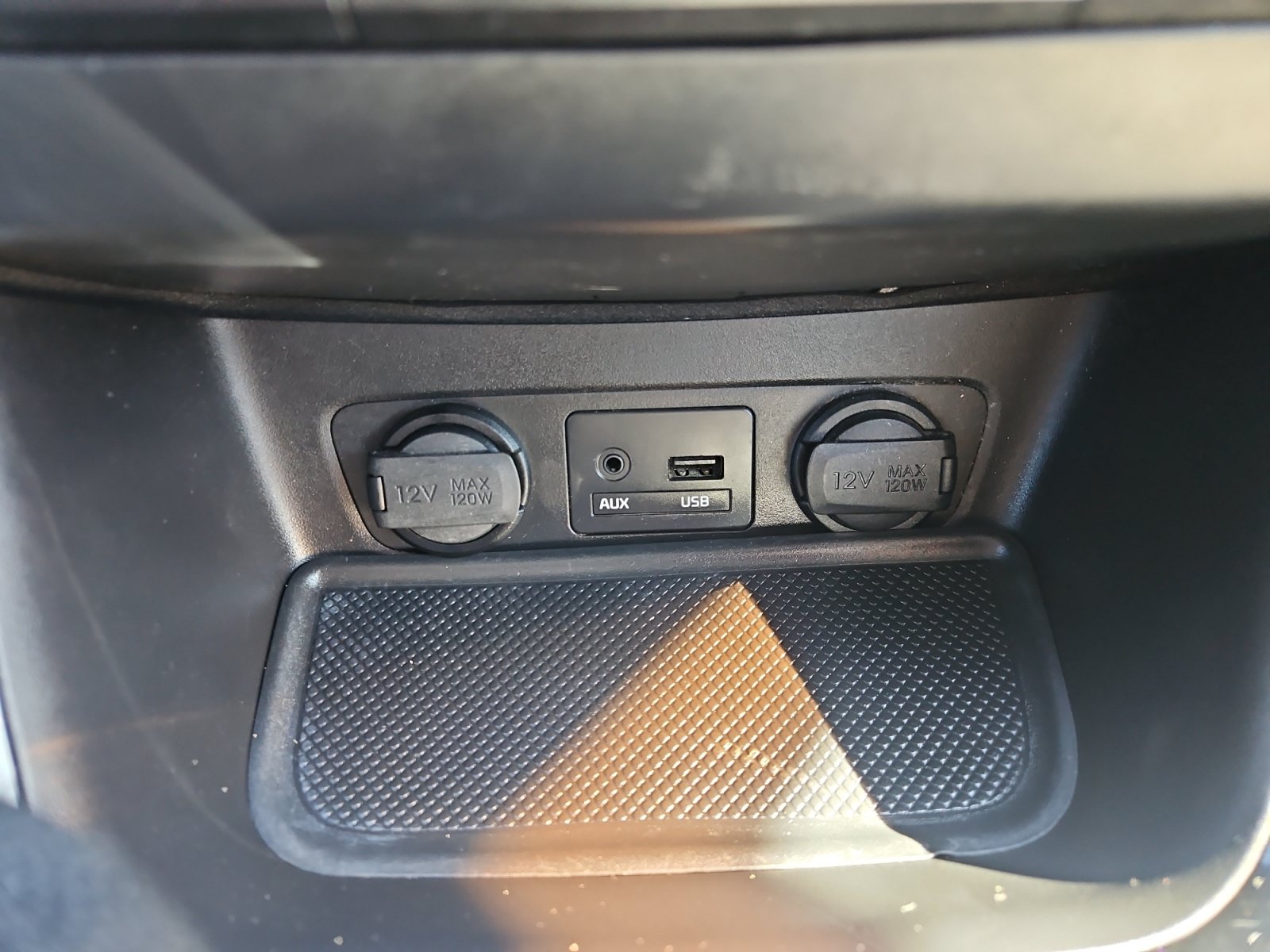 Used 2014 Kia Sorento LX FWD image 17