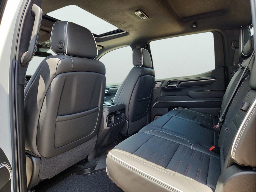 New 2025 GMC Sierra 1500 AT4X AWD/4WD image 18